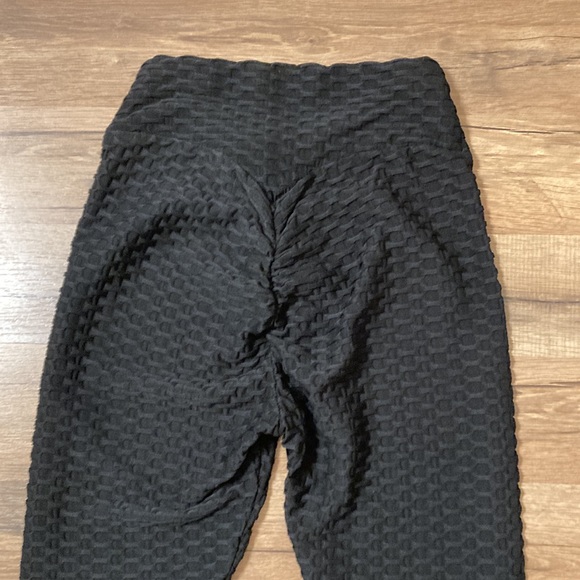 Scrunch Butt Anti-cellulite Workout Leggings | Size S - Picture 3 of 4